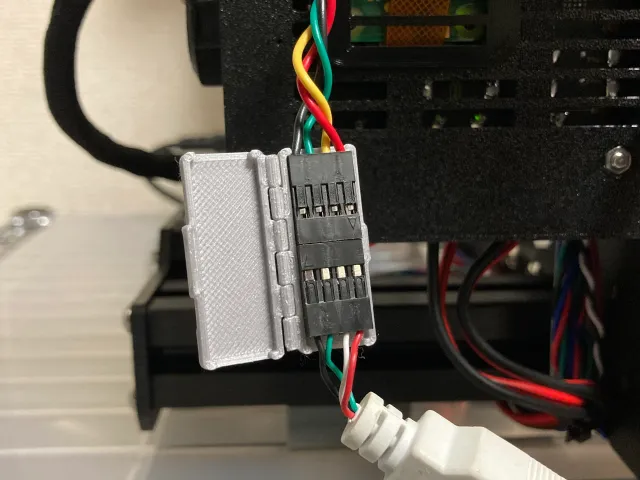 Hinged Cover for Dupont Connector