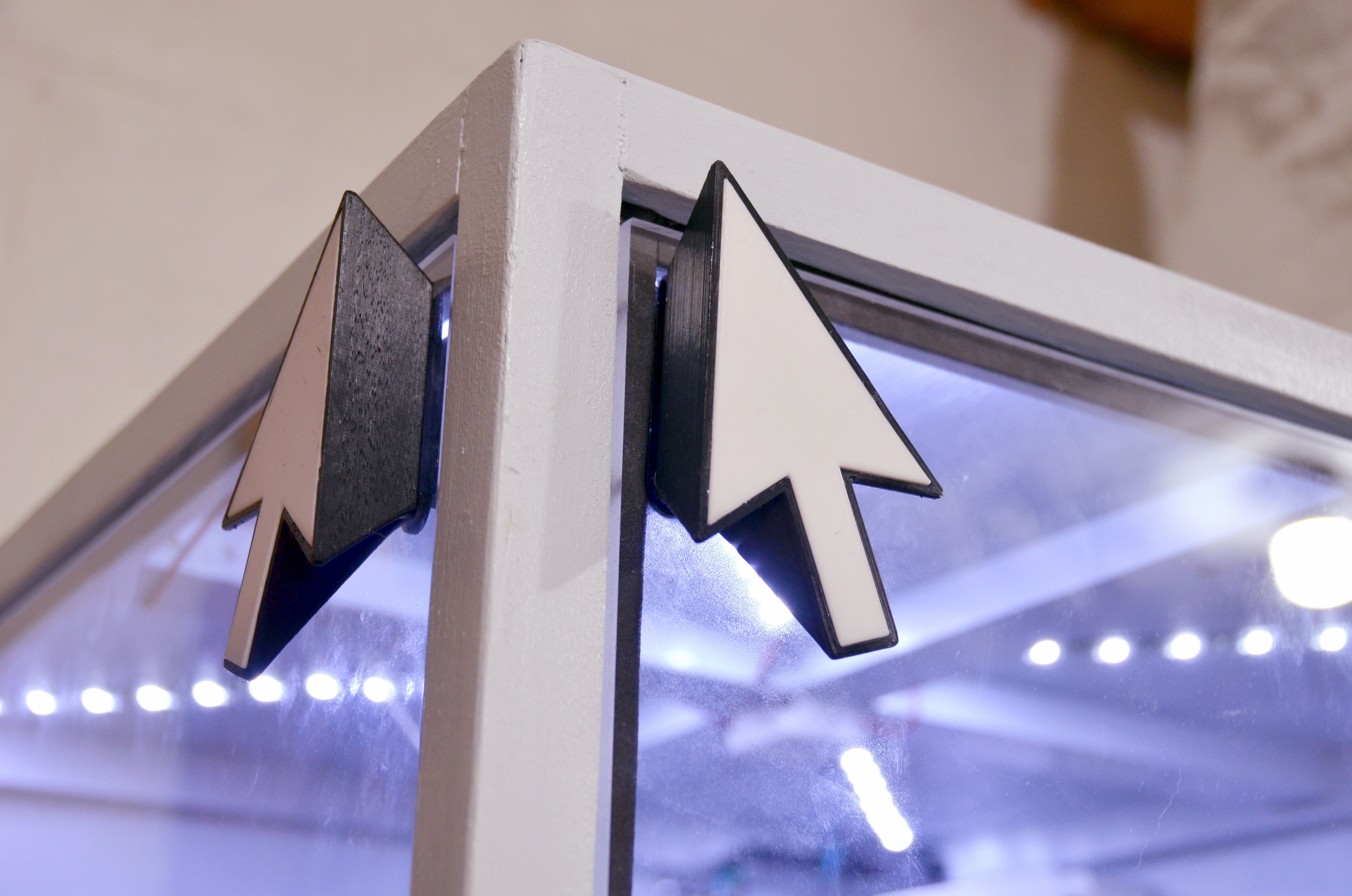 Mouse Cursor Door Handle