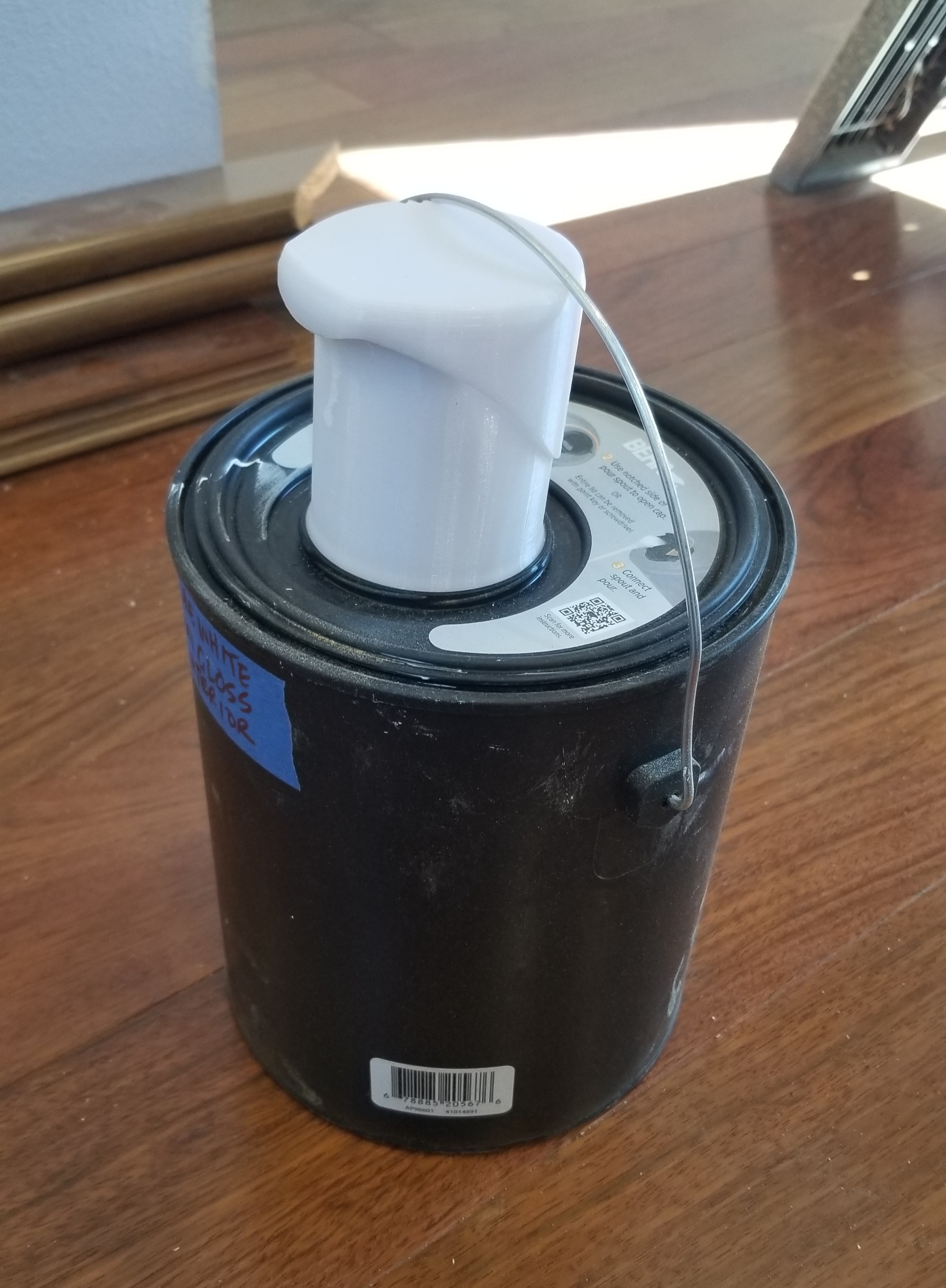 #0035 No-Drip Spout - 1 Gallon Paint Can for Behr Paints
