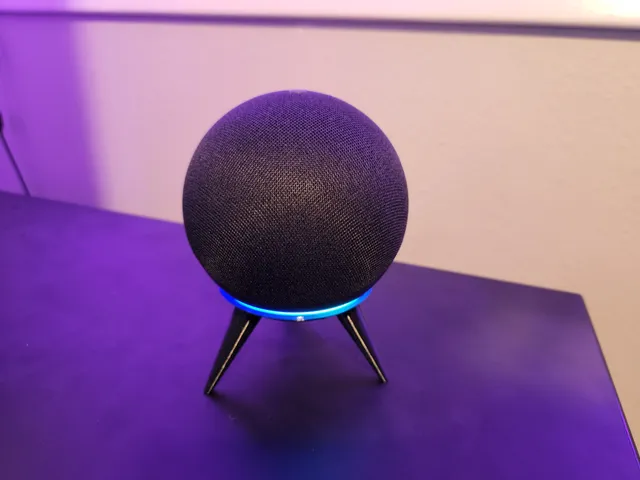 Amazon Echo Dot Gen 4 Stand