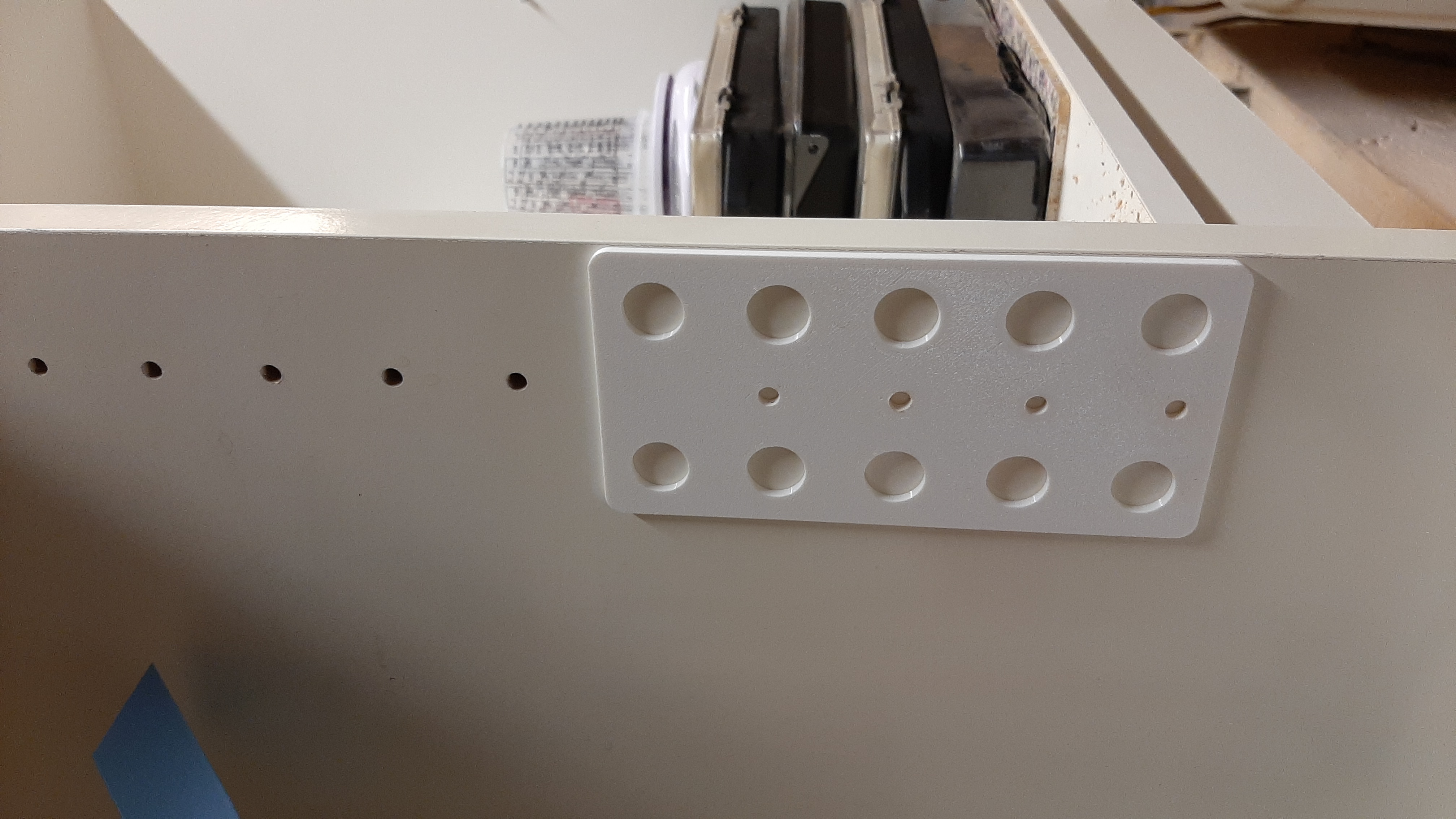 Ikea Billy Bohrhilfe, anpassbar / drilling aid, customizable