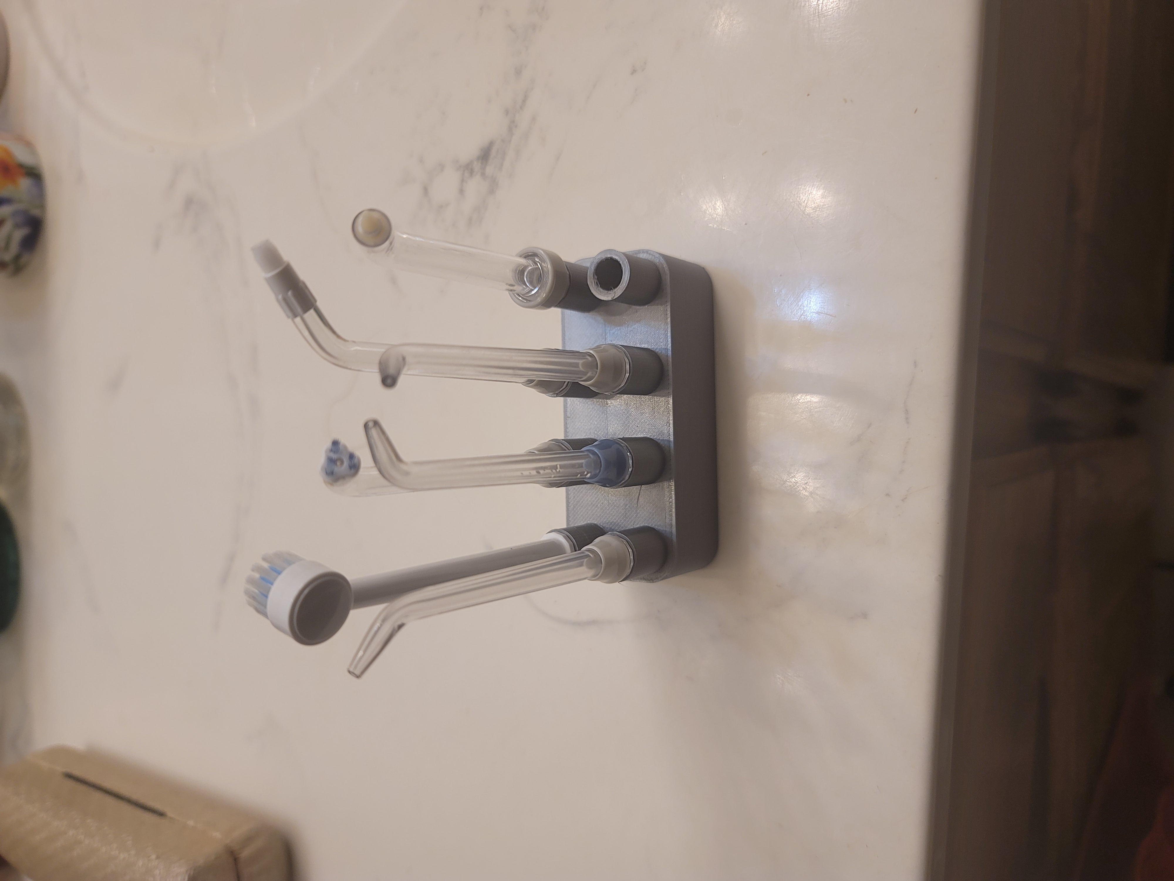 WaterPik Holder by Scott Clemence Download free STL model