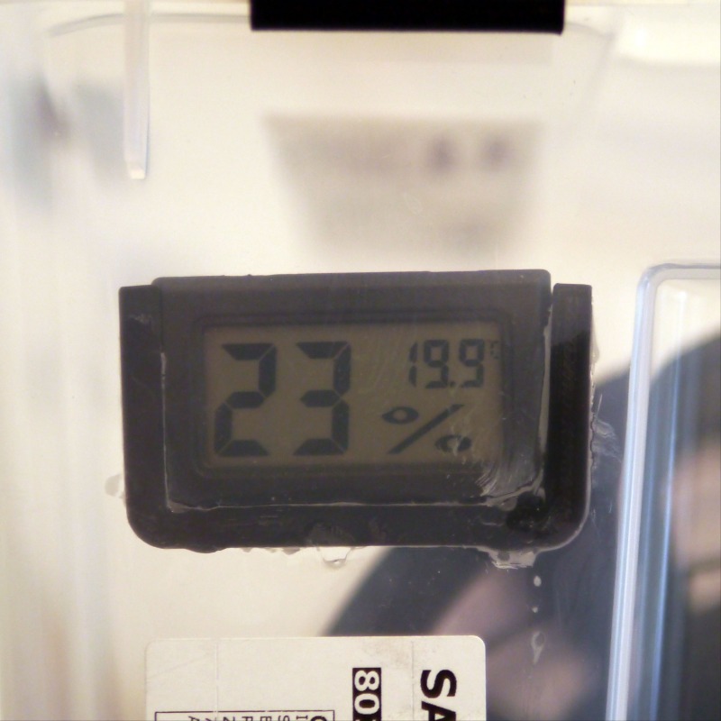Humidity/Temperature Meter Mount for Dry Boxes