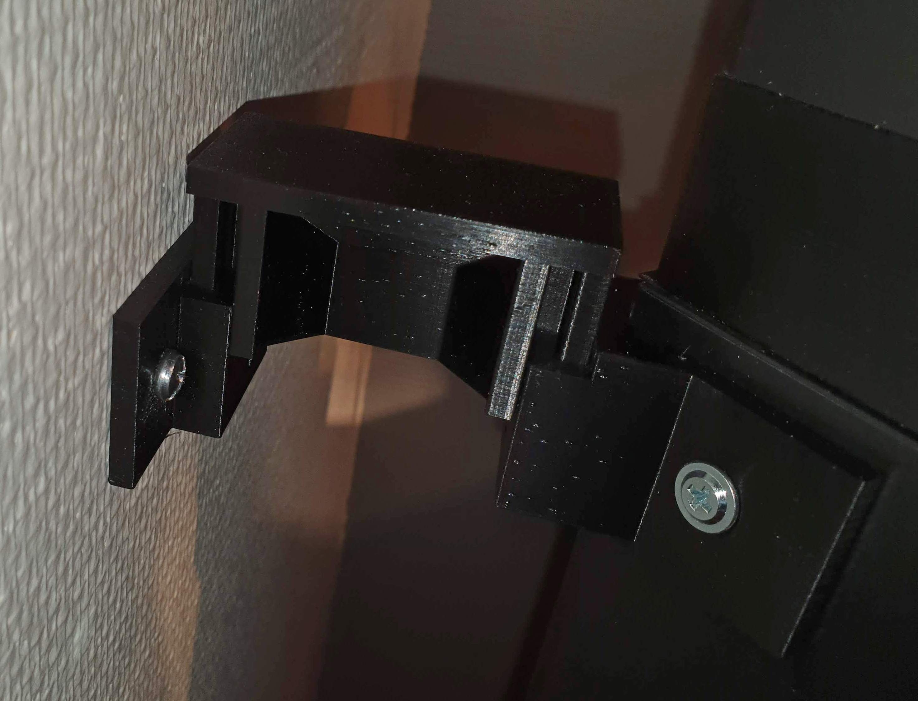 Miniatura 4 do modelo 3D LACK table corner wallmount