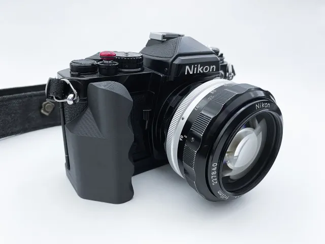 The Printed Grip - Nikon SLR Camera Grip