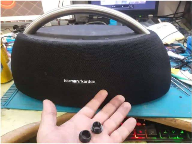 Harman Kardon GOPLAY legs