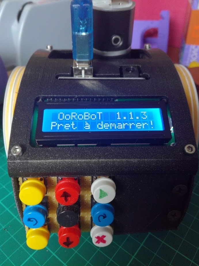 Oorobot case