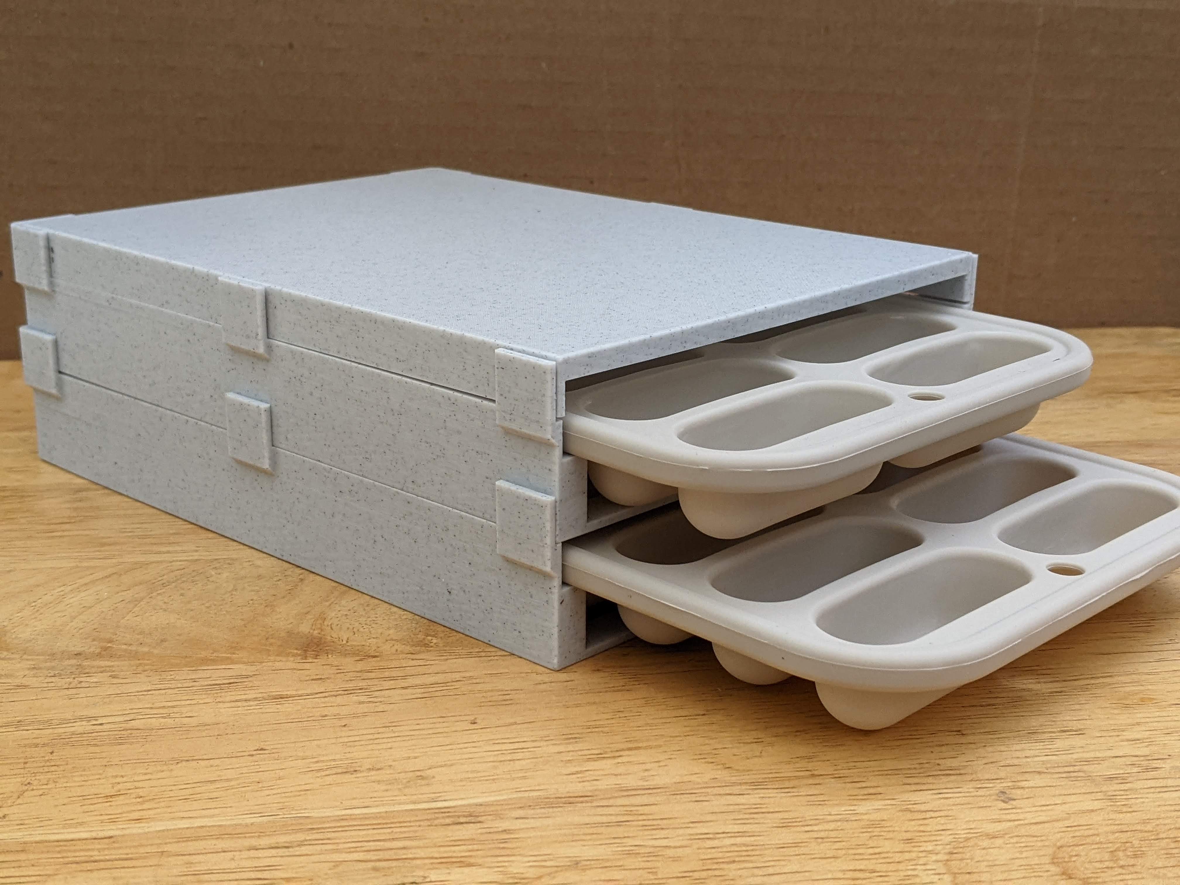 Stackable Ice Cube Tray Holder by JP Download free STL model