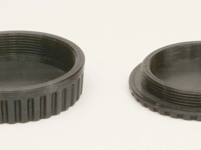 M42 Body & Lens cap
