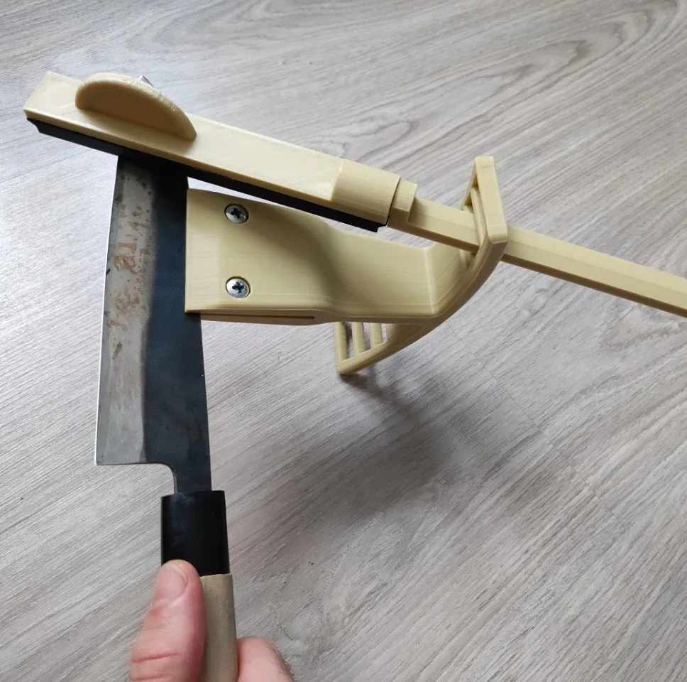 3-in-1 DIY Sharpener for knives, scissors and Chisels — Free 3D plans