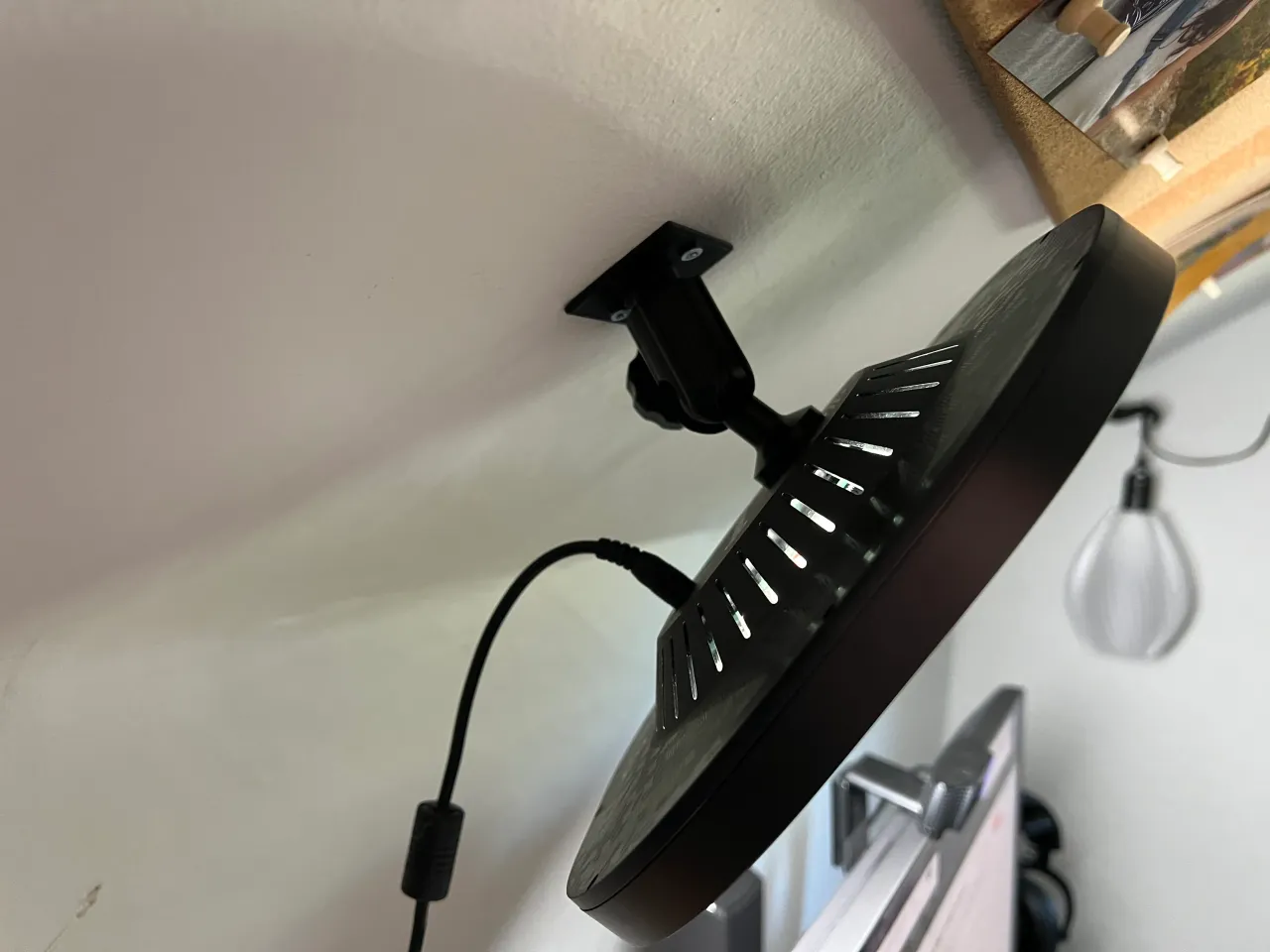 Wall Mount for Elgato Key Light Air by dave, Download free STL model