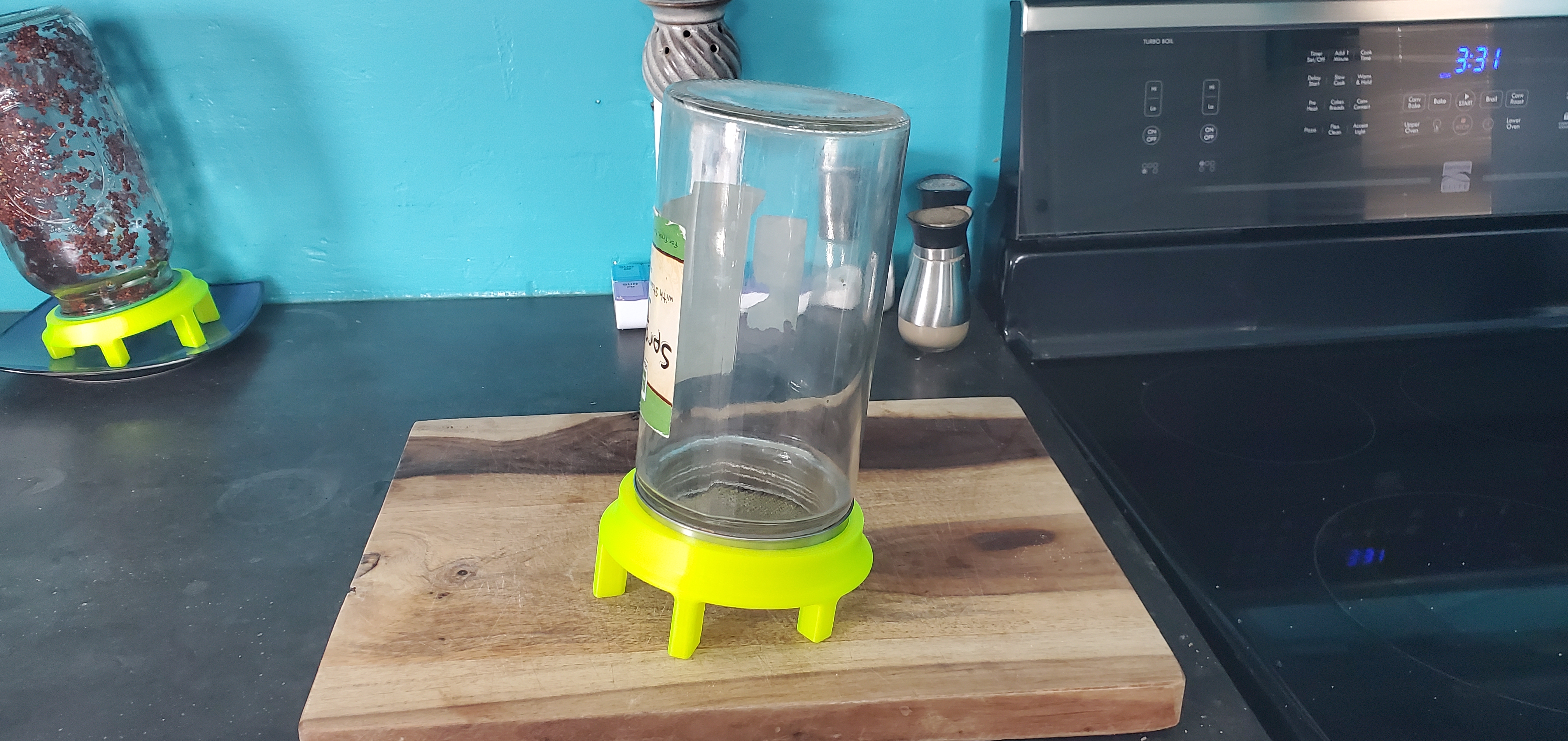 Miniatura 2 do modelo 3D NOW Sprouting Jar Angled Stand