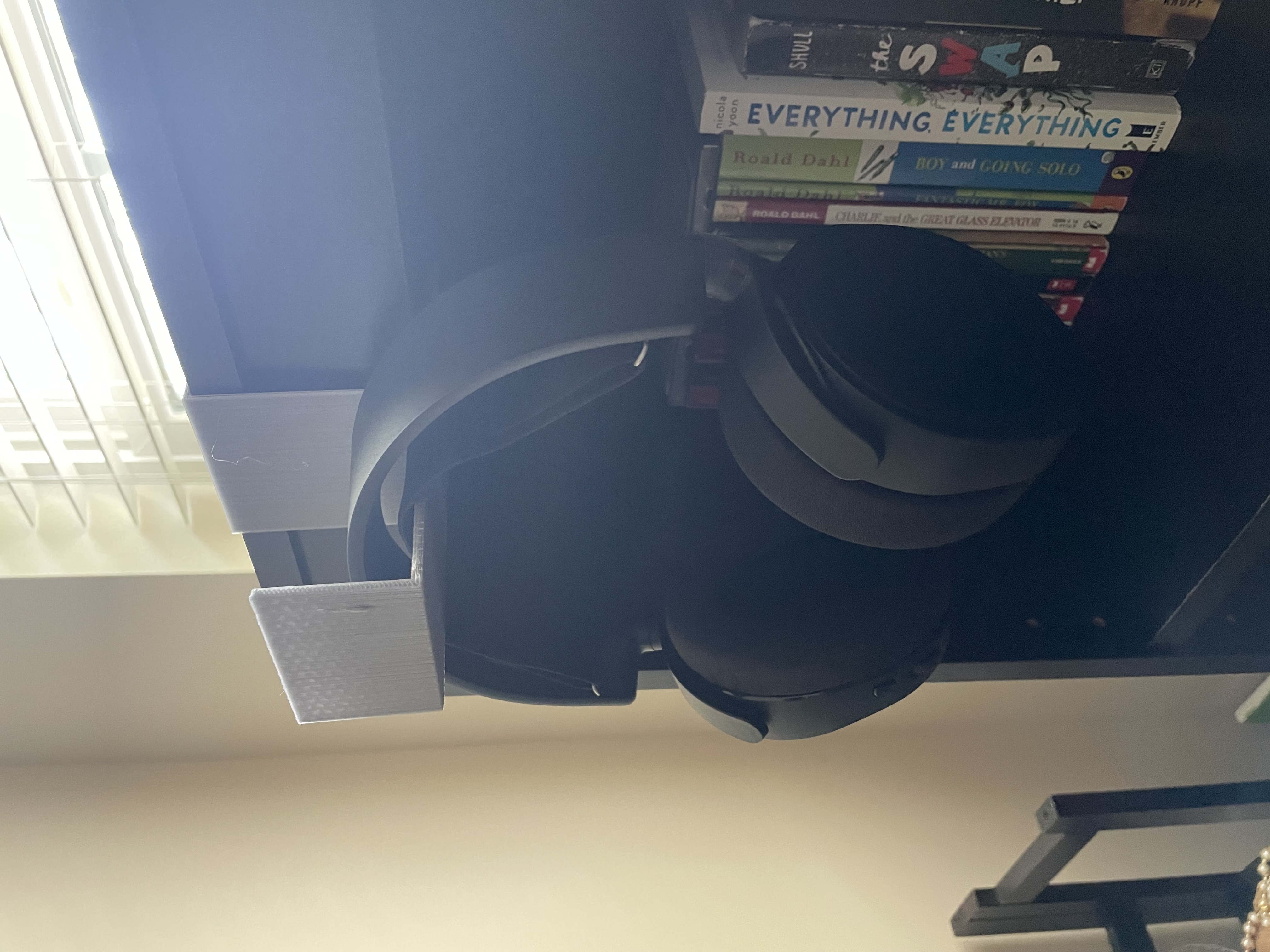 Bookshelf/Shelf Headphone Holder (NO SCREWHOLES) 1.5" tall