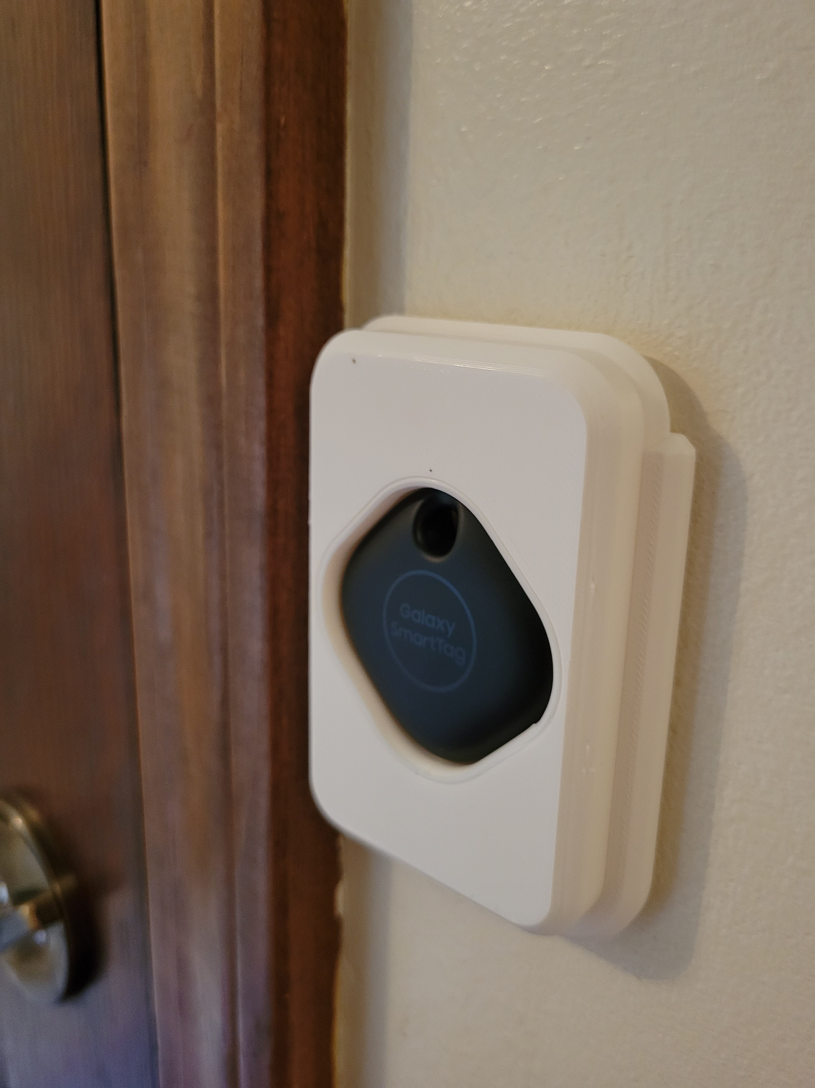 Samsung SmartThings SmartTag Wall Mount