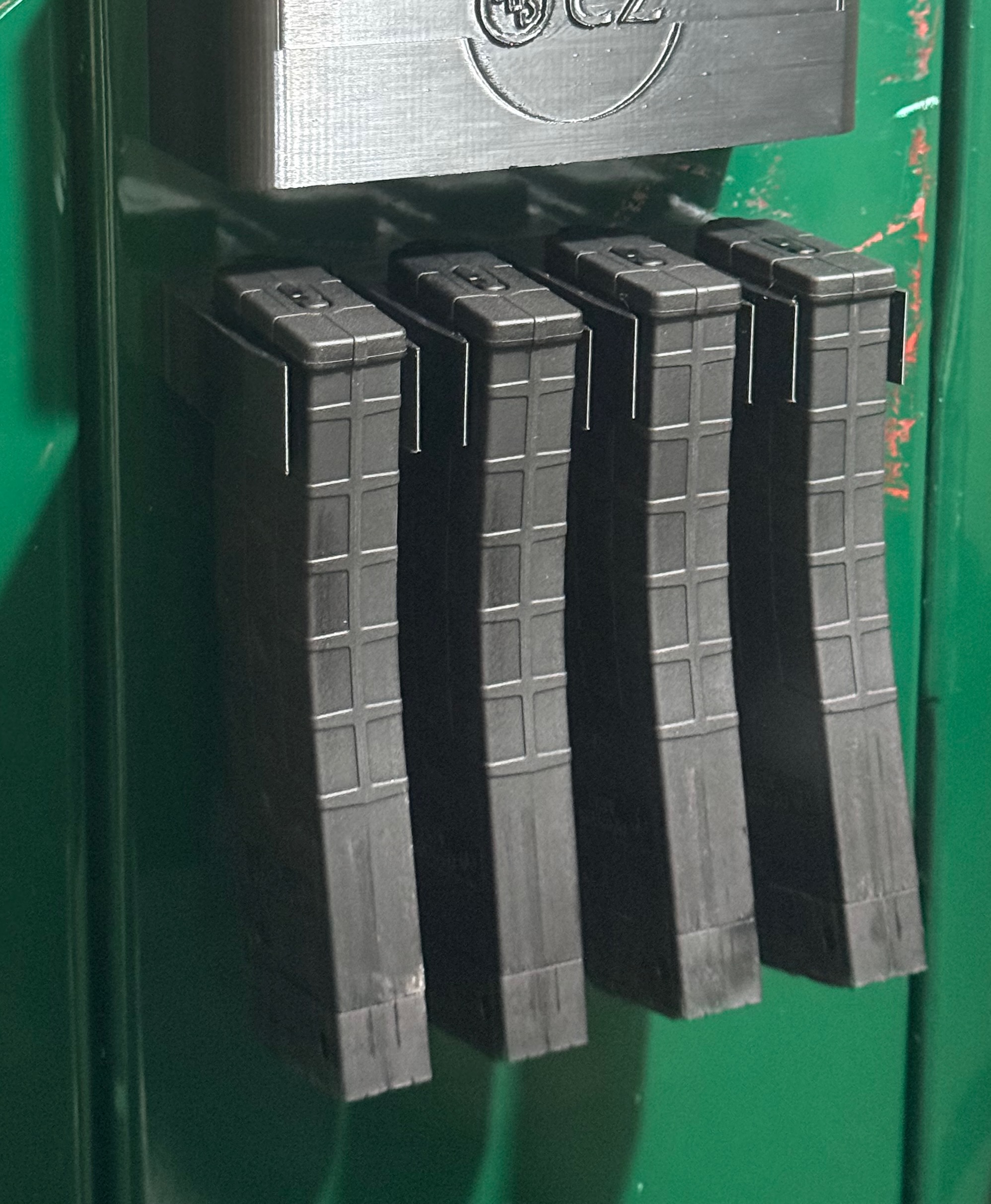 Tippmann M4-22 Magazine holder