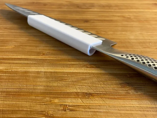 Knife angle guide