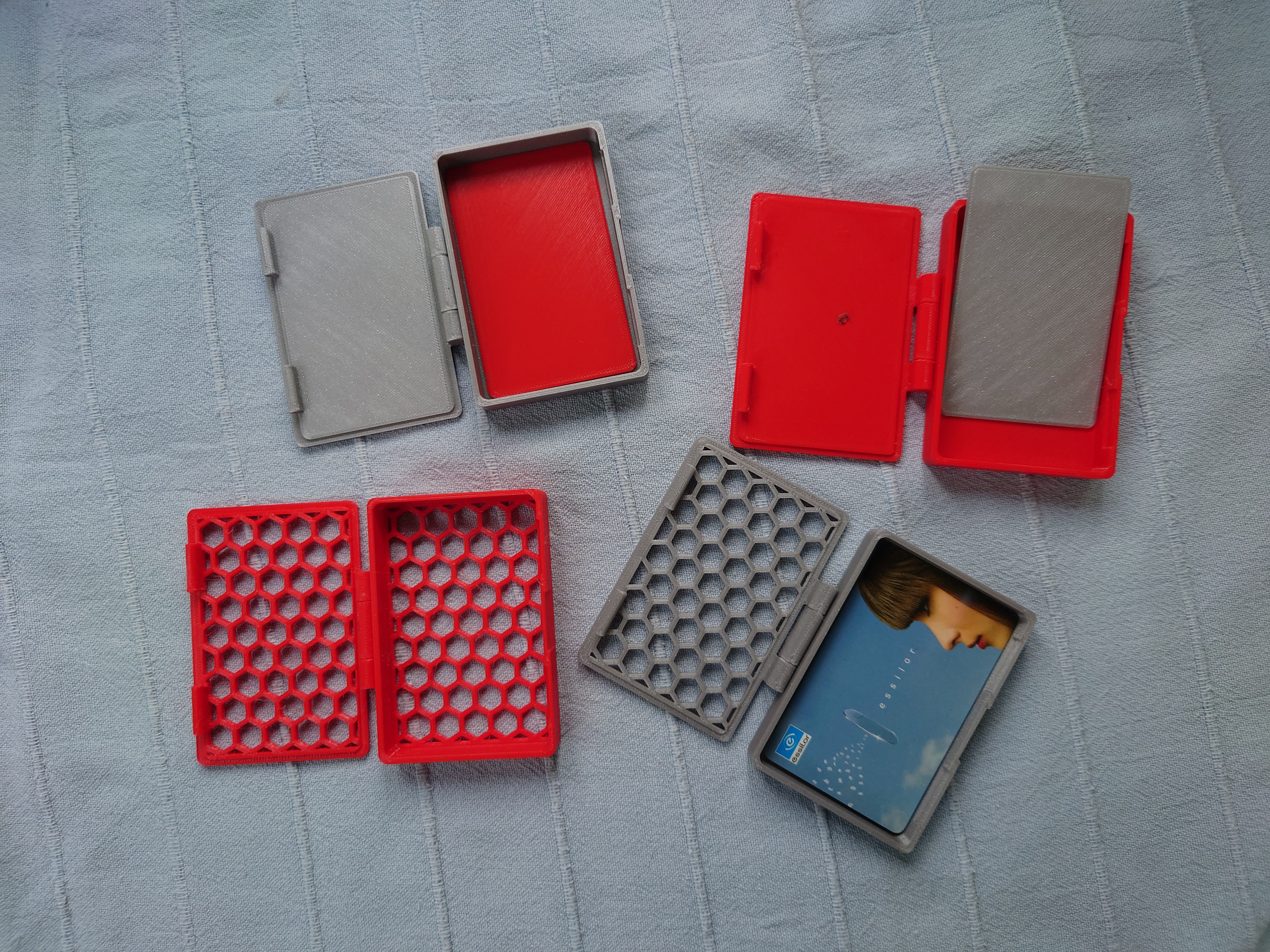 Wallet / Credit card container