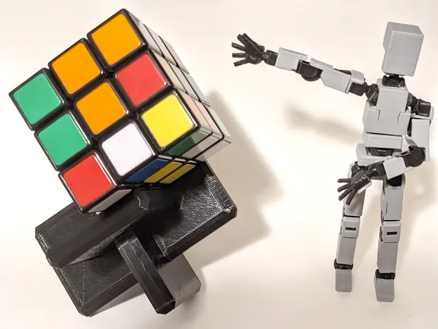 RUBIKS CUBE STAND / PUZZLE