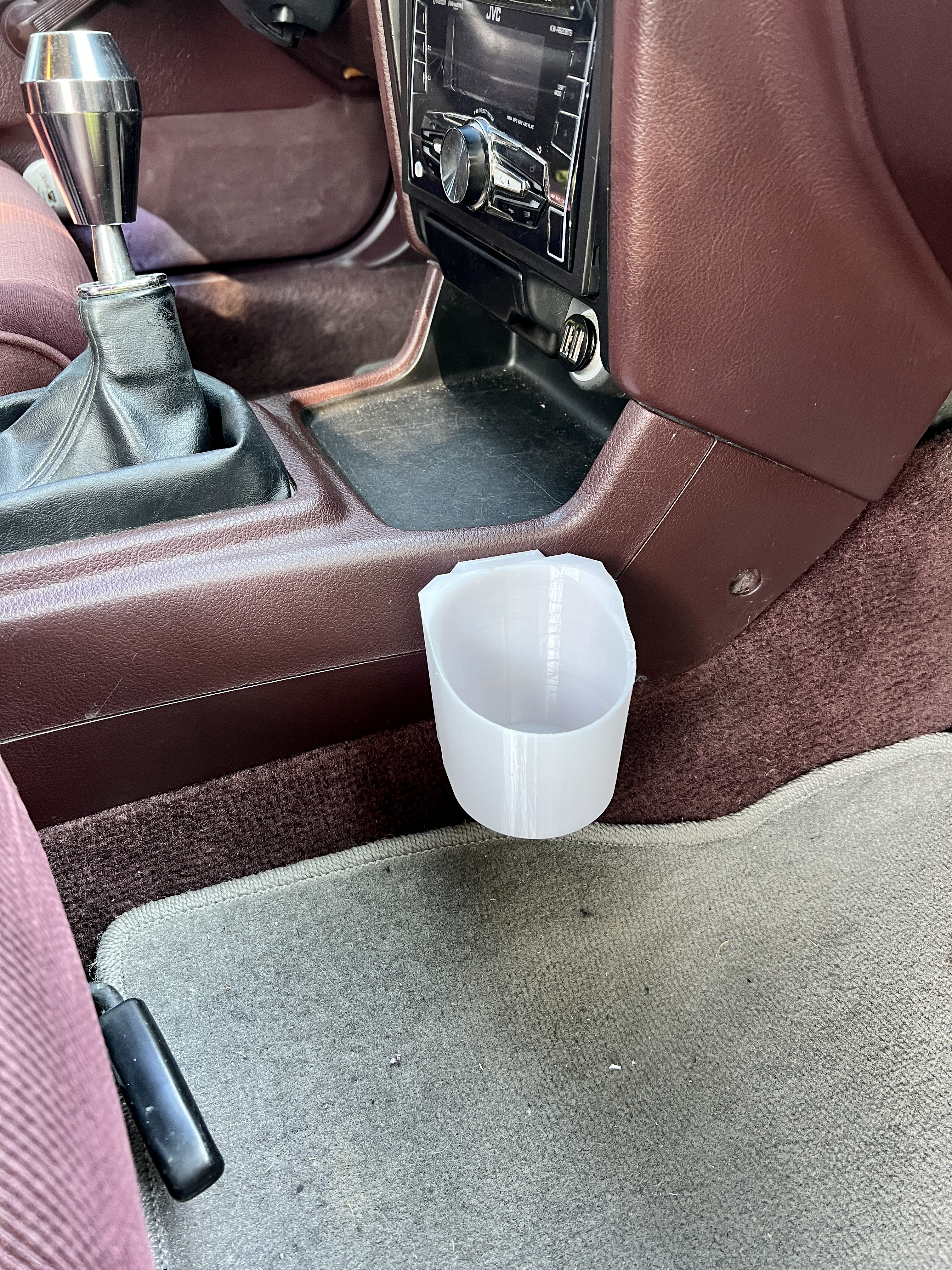 Removable cup holder