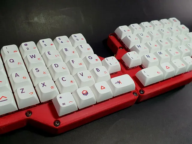 The Ortholily. A 3D-Printed Split Ortholinear Mechanical Keyboard