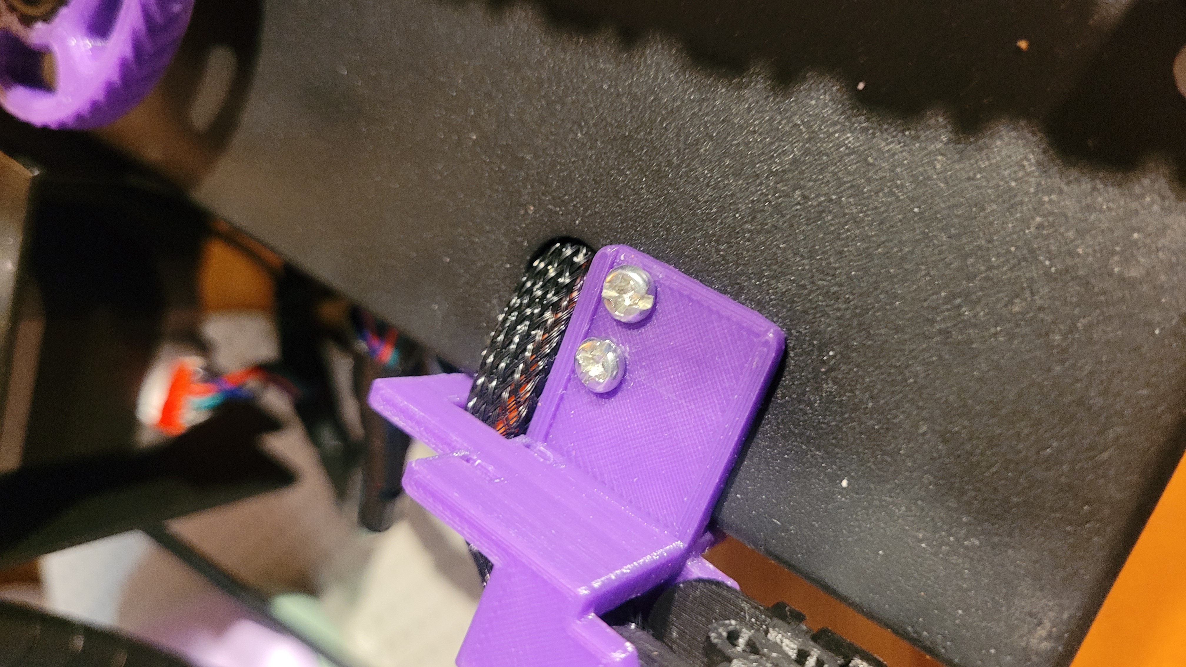 AC chassis bracket remix for kjs hotbed cable chain