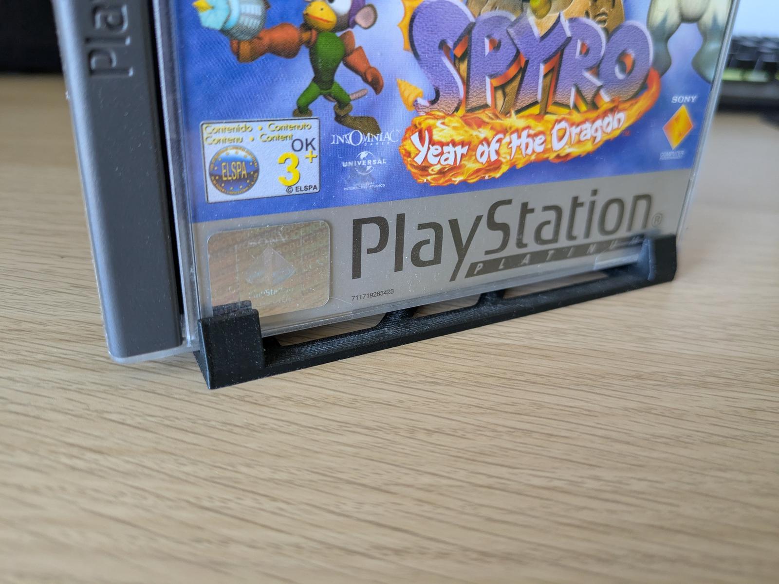 Miniatura 2 do modelo 3D PS1 CD case holder