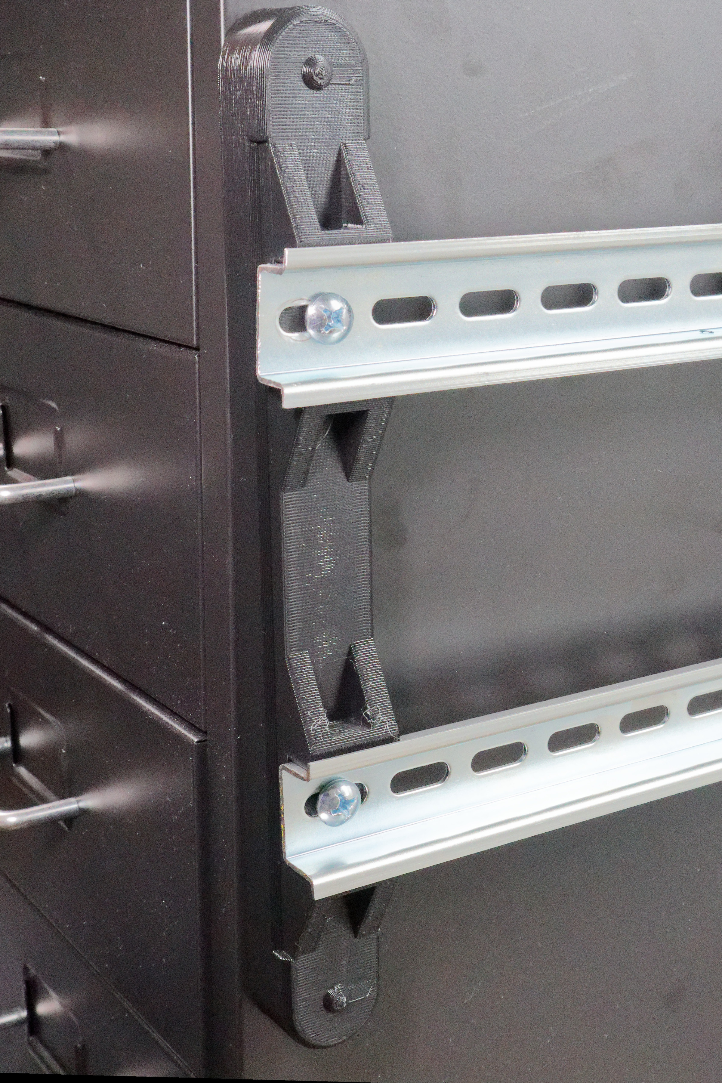 Magnet din rail double bracket