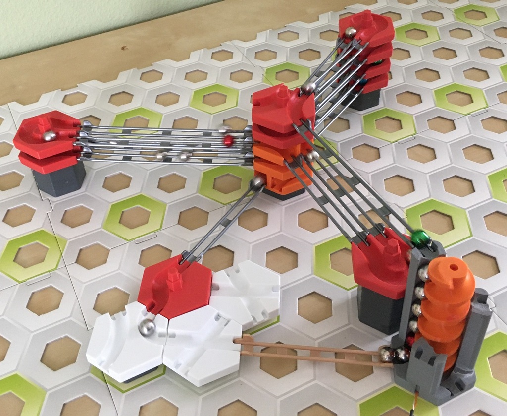 Miniatura 4 do modelo 3D ZigZag Loop for a marble run