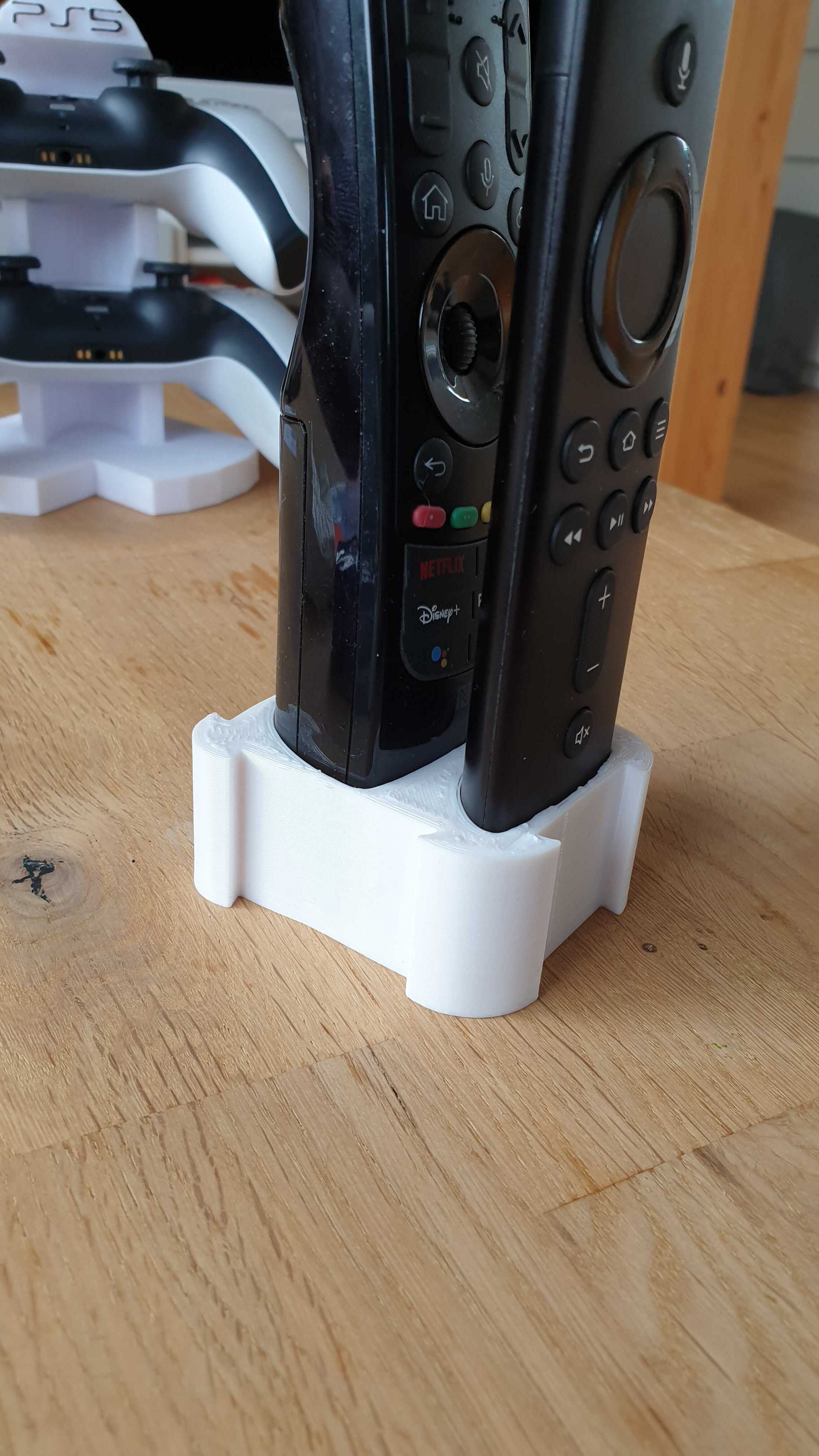 LG and FireTV remote control table mount by flegne Download free STL