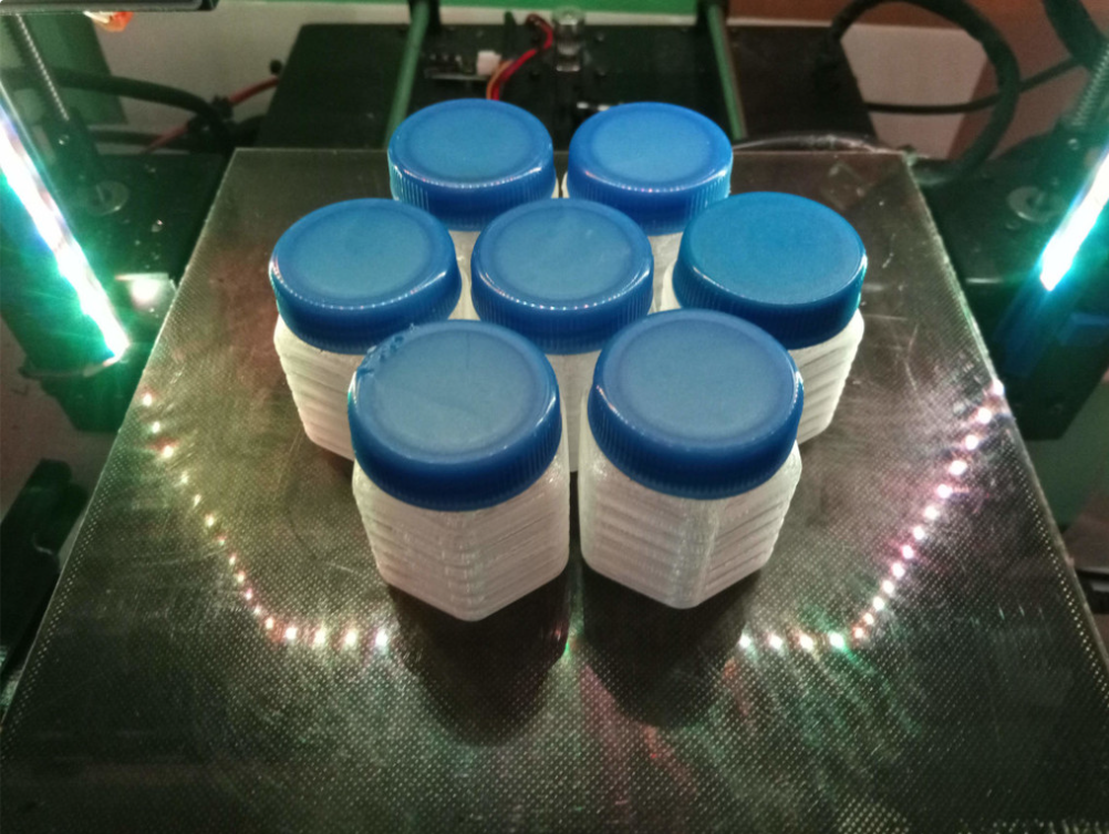 Miniatura 3 do modelo 3D Customizable Bottle Cap Container