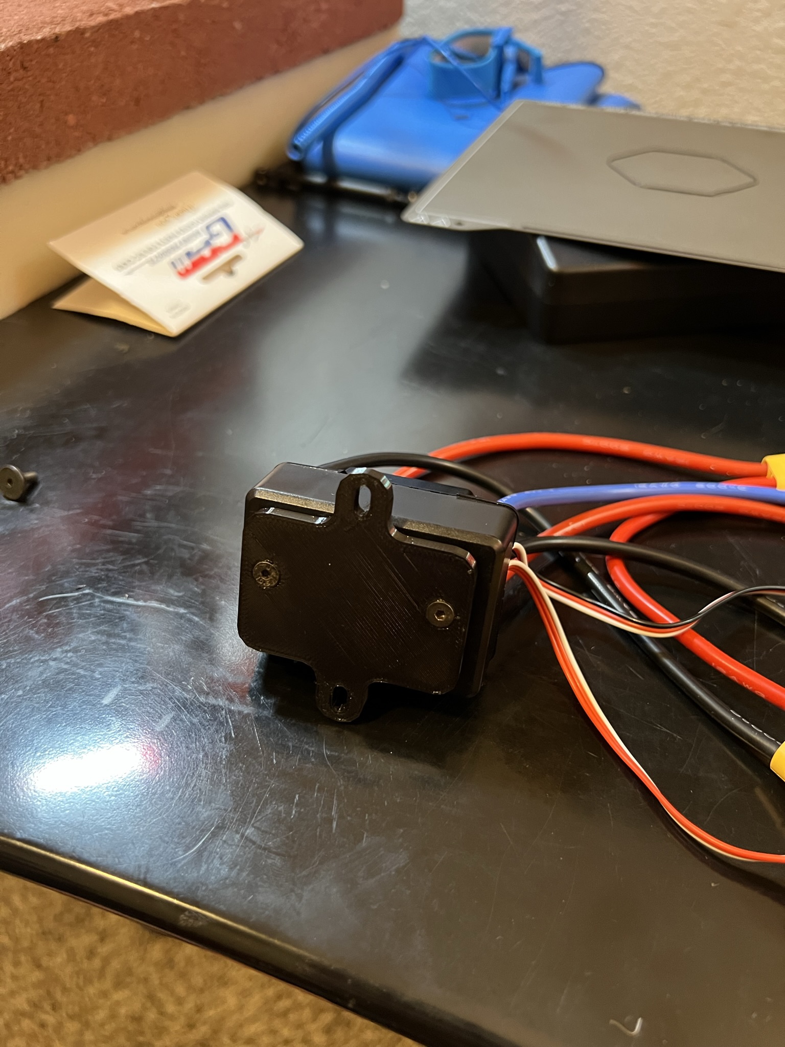 Hobbywing SC8 ESC Mount for Traxxas by arcanelayers | Download free STL ...
