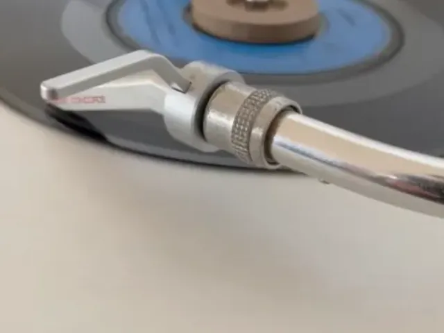 45 RPM Adapter