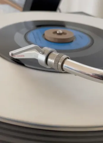 45 RPM Adapter