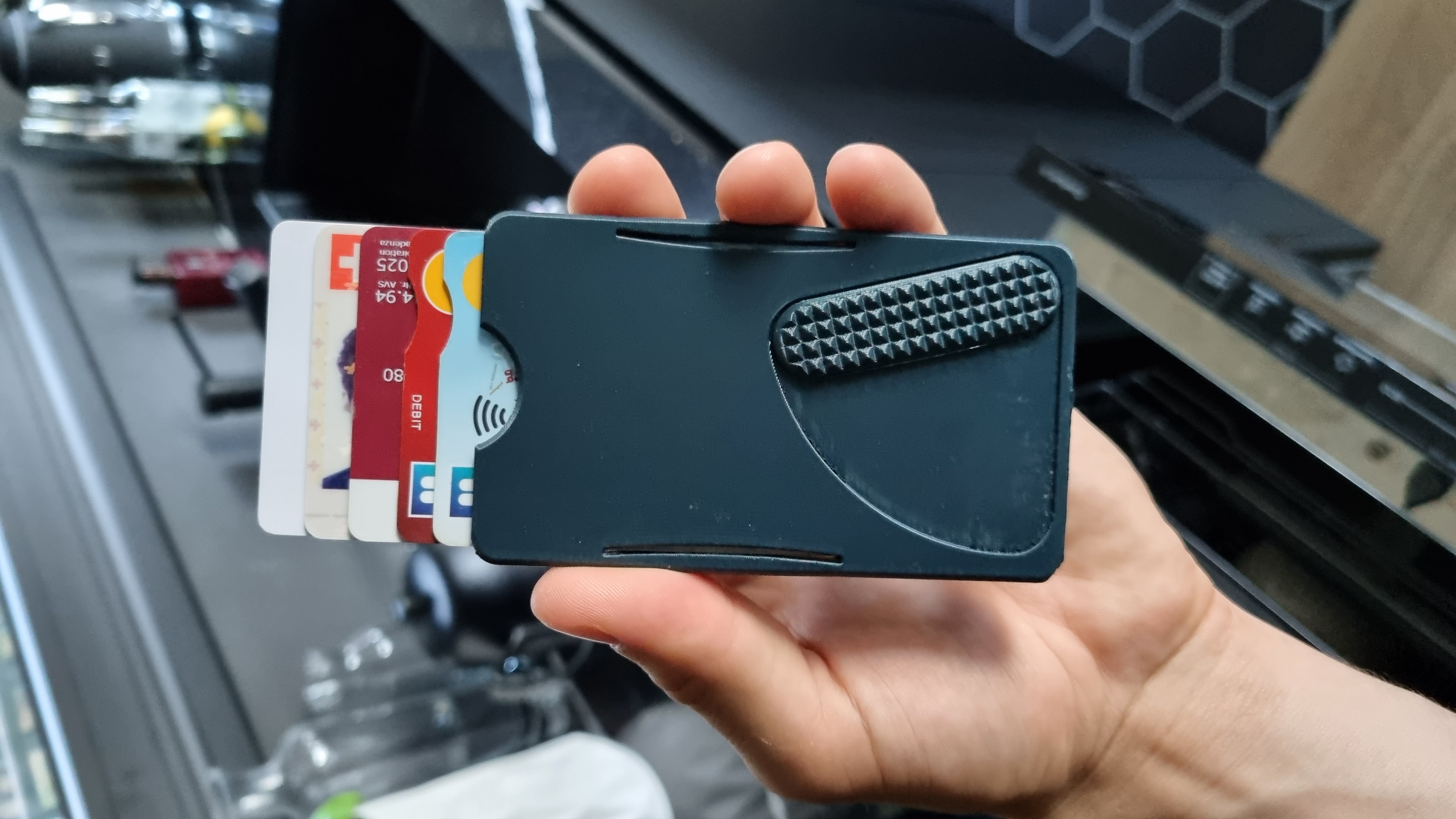 Cascade card wallet (Print-in-place) — thumbnail 13