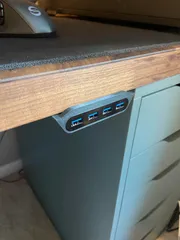 StarTech USB Hub Under Desk Mount