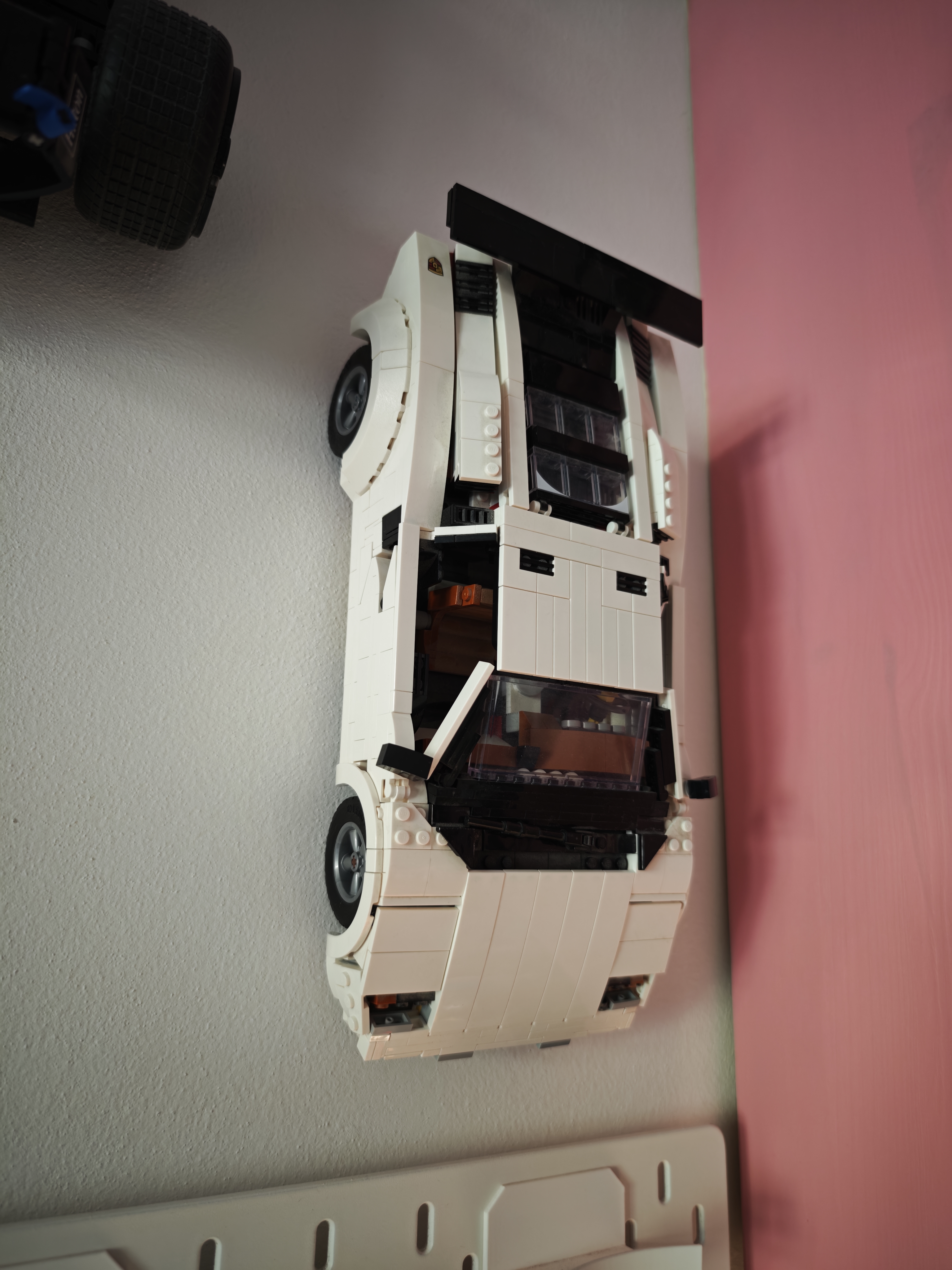 Wall mount for Lego MOC-82416 Lamborghini Countach - 10295 Porsche