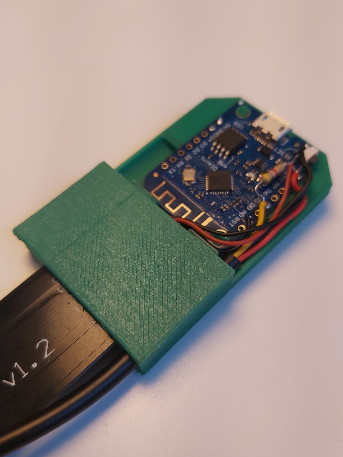 Wemos D1 Mini Soil Moisture and Temperature Sensor Box by MarkoMck