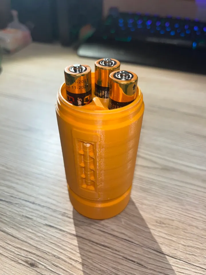Scream canister AAA Battery box by andino | Download free STL model ...