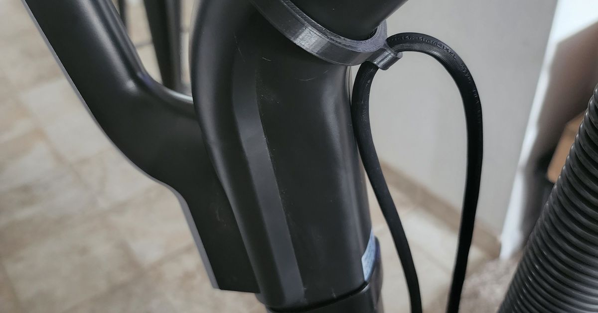 Innova Vacuum cord holder clip by wilder Download free STL model