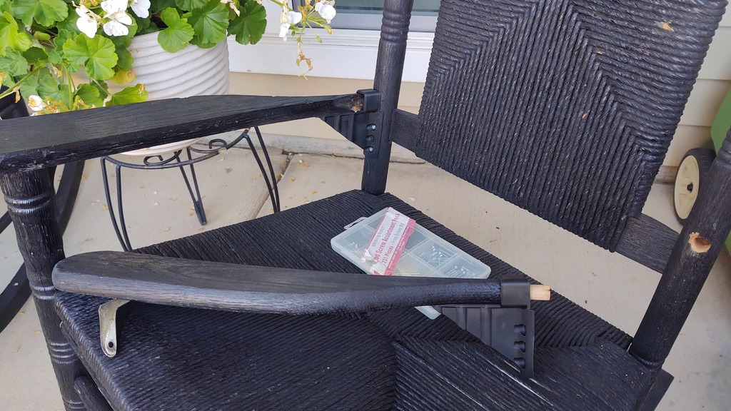 Wooden Chair Arm Support by ATBOT Download free STL model