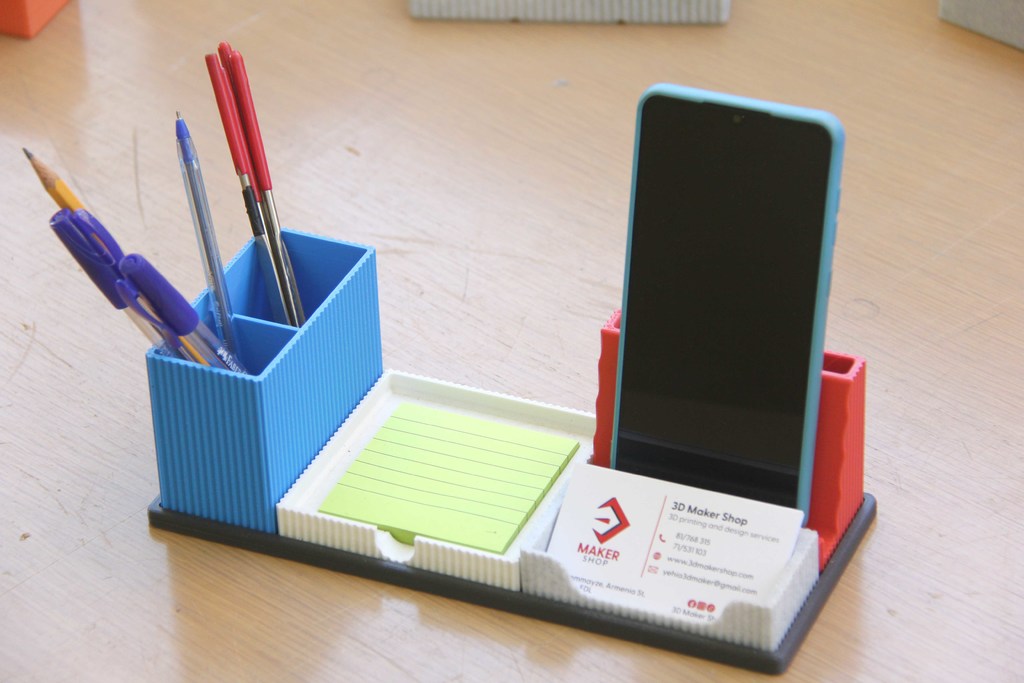 STL file Modular hobby desk organizer 🎨・Model to download and 3D