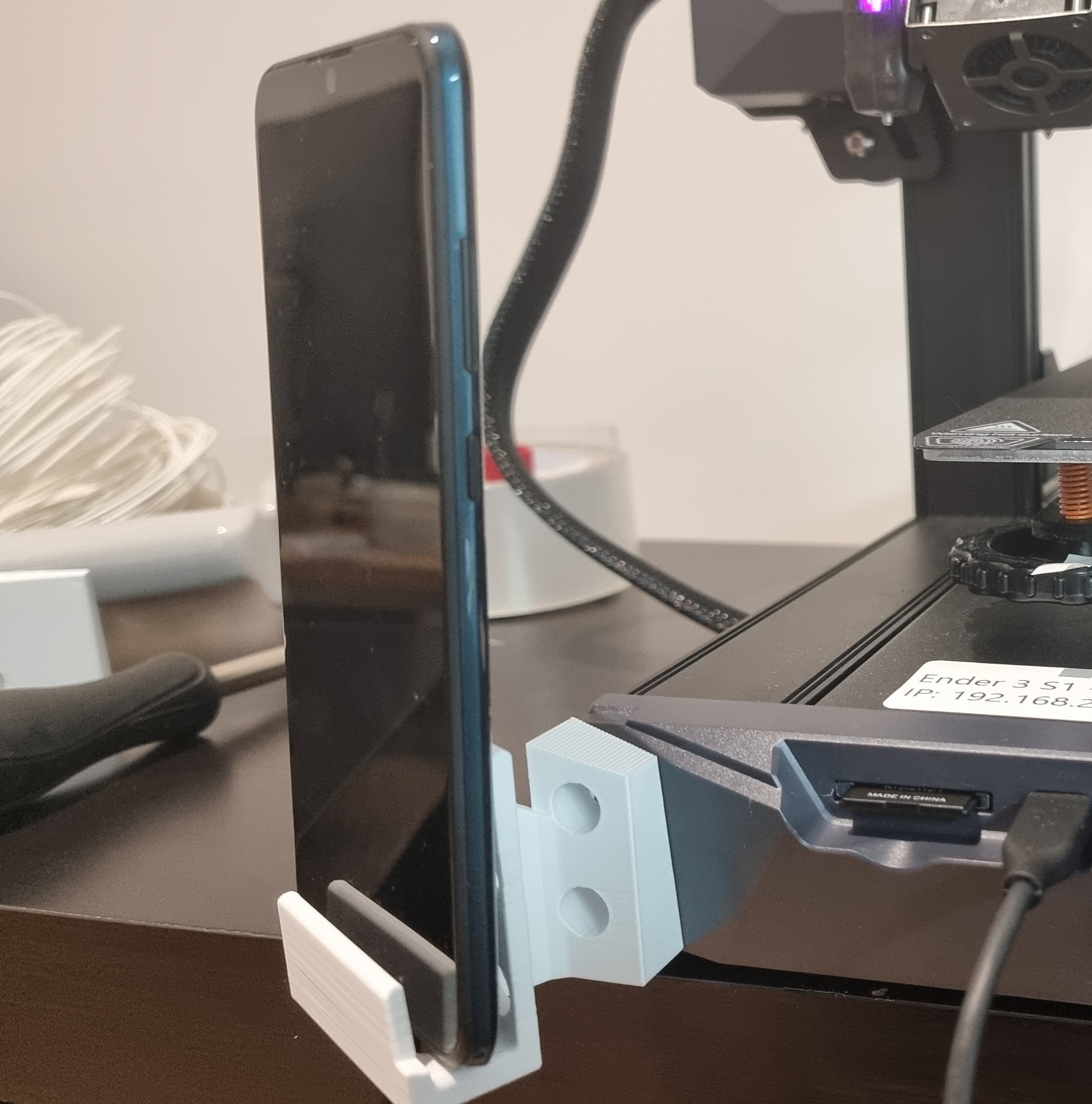 Ender 3 S1 Corner phone mount