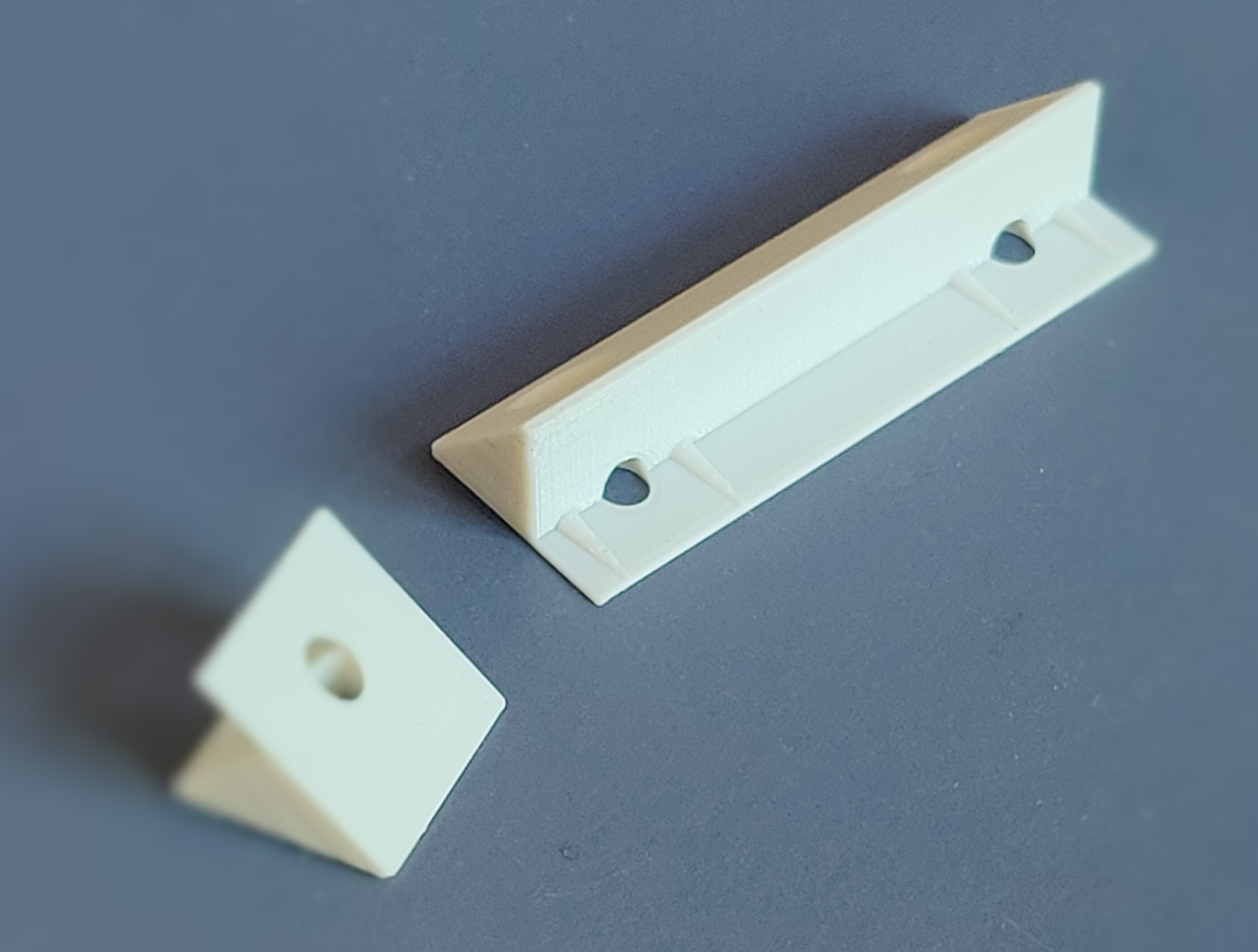 IKEA drawer support bracket screwtype by Bodo Download free STL