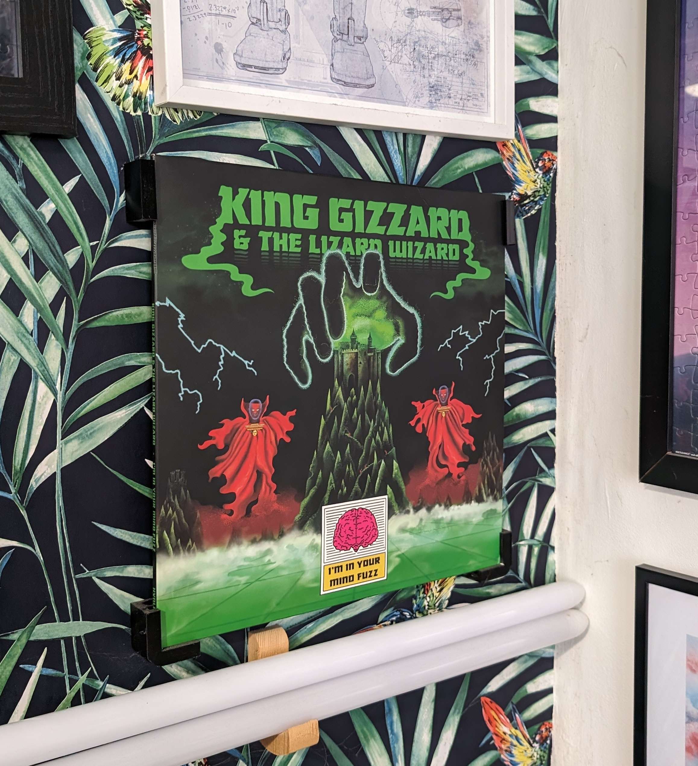Vinyl record wall mounts