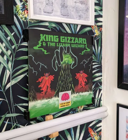 Vinyl record wall mounts