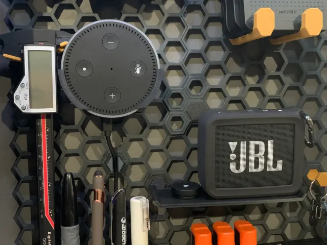 Honeycomb Hex Wall - Echo Dot Holder - HexPlug