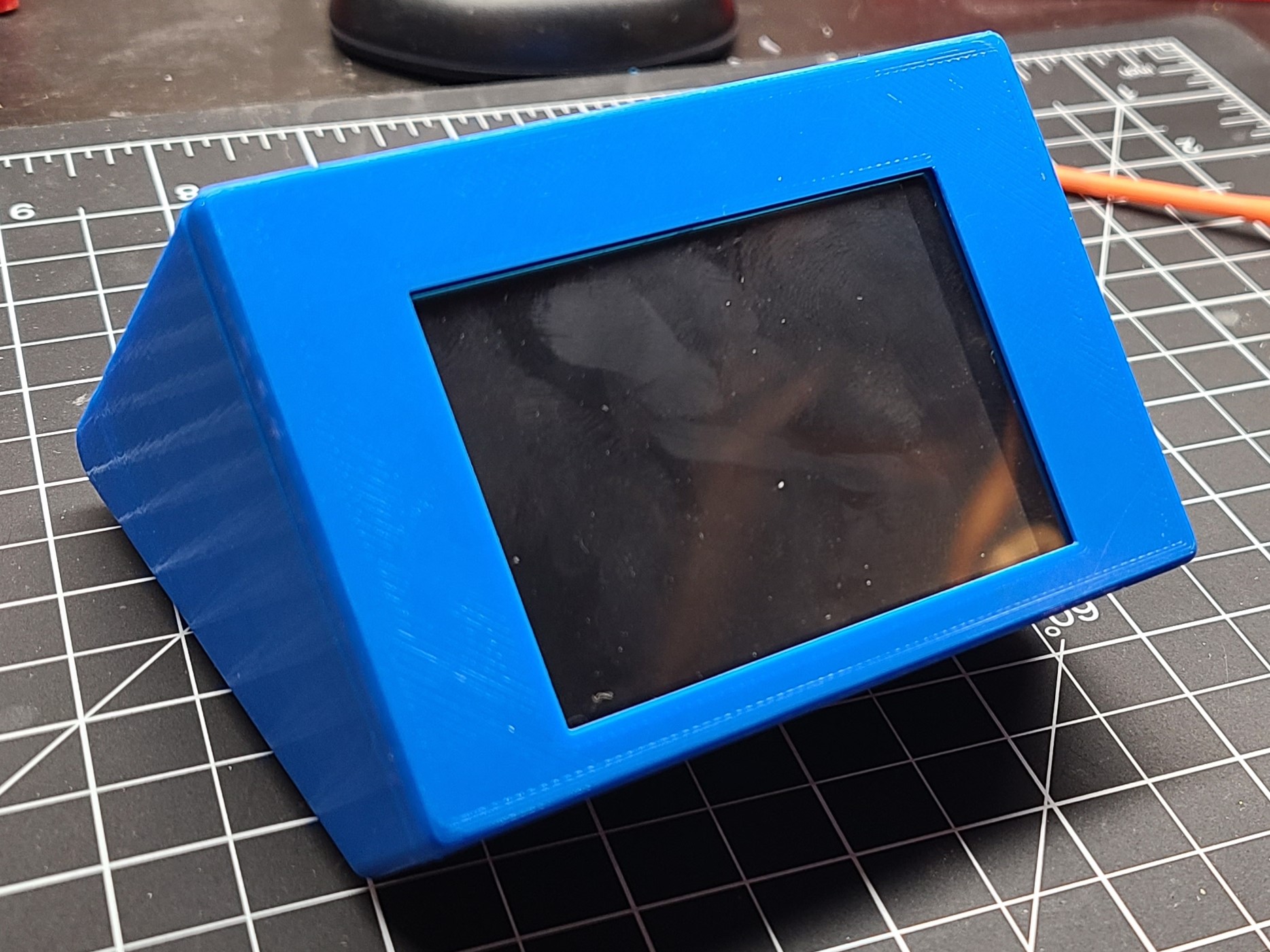 Raspberry Pi Screen Holder