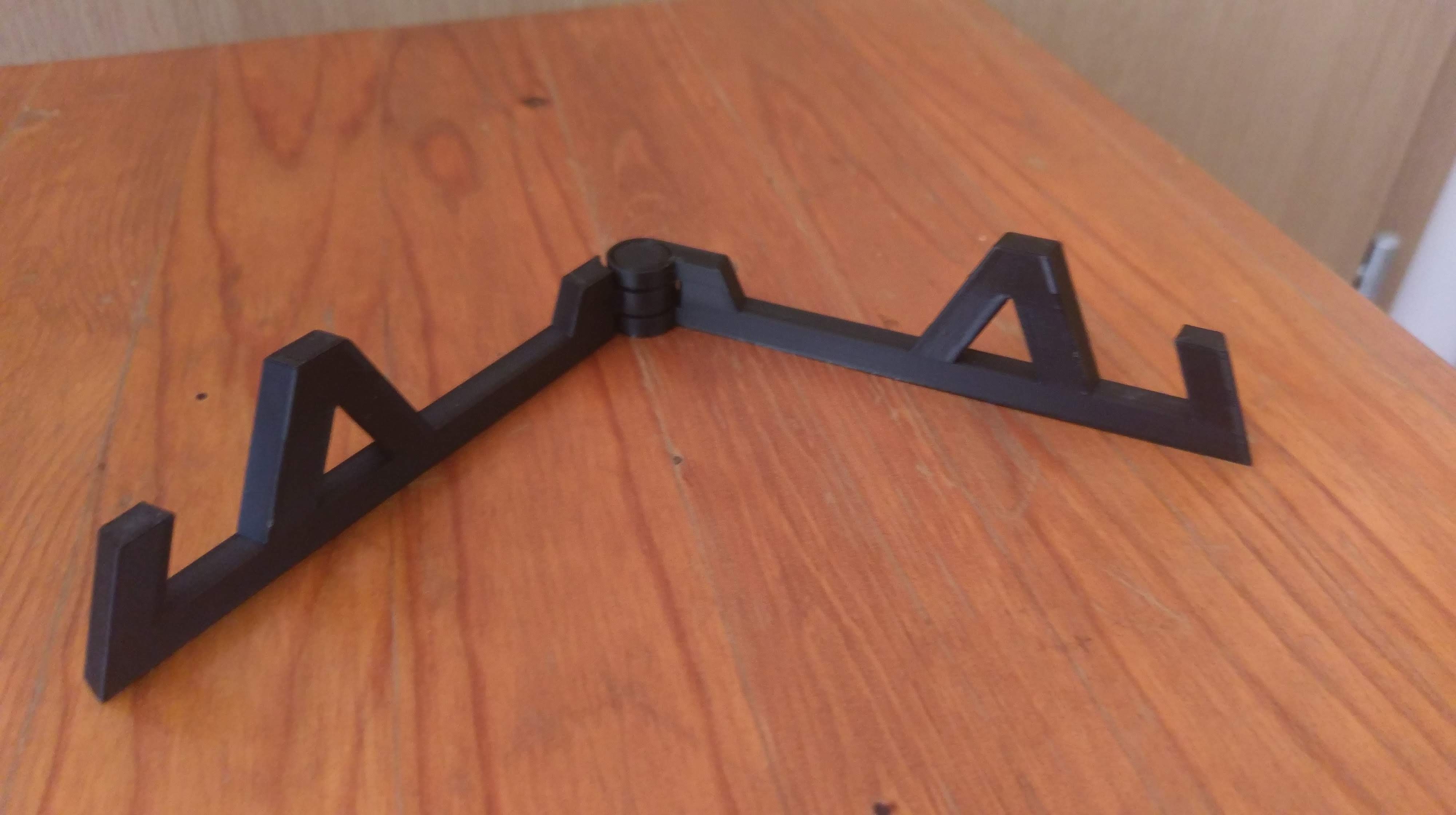 Miniatura 4 do modelo 3D Foldable phone / tablet stand