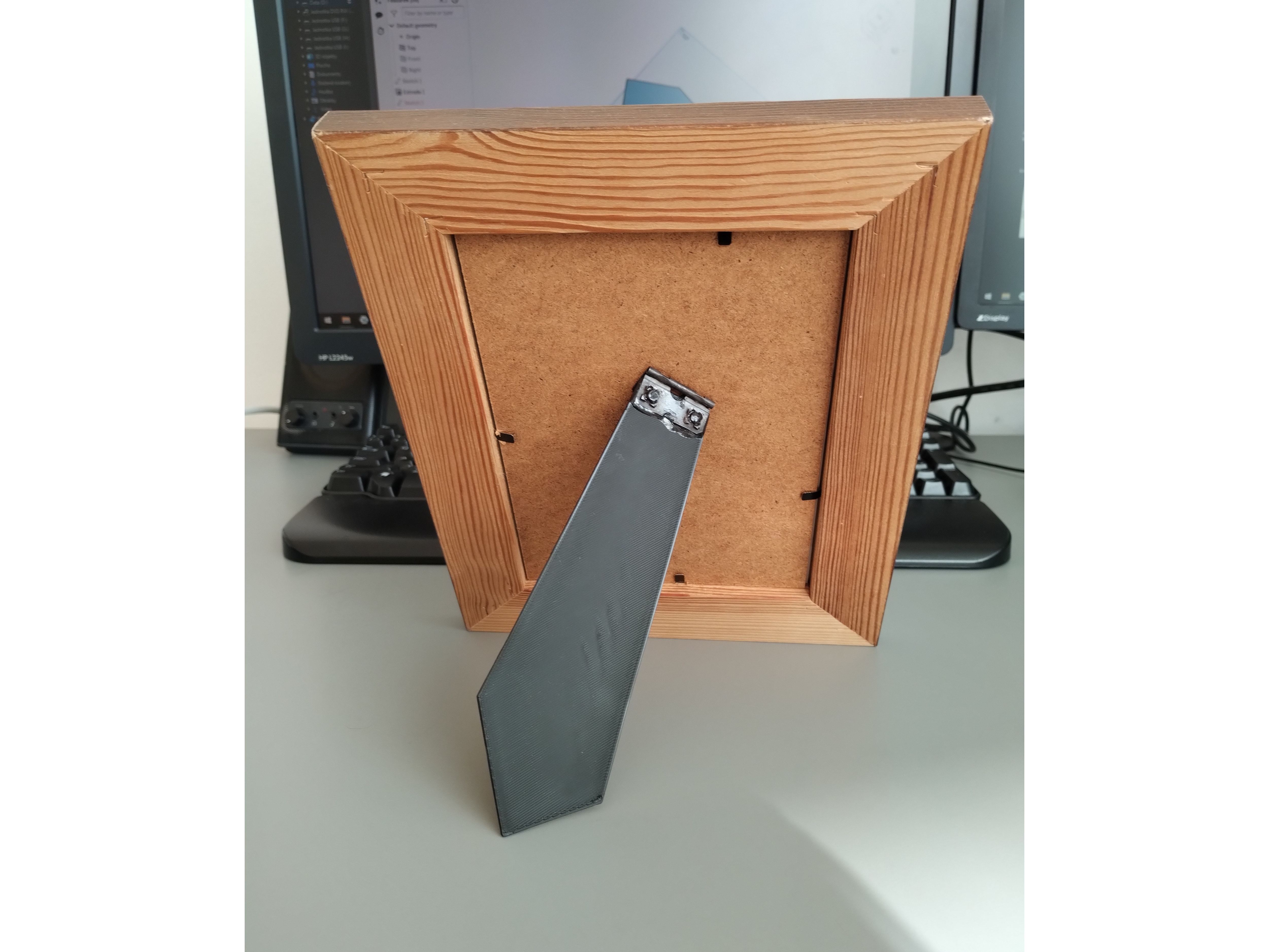 Photo frame support