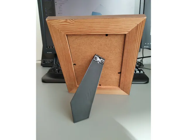 Photo frame support